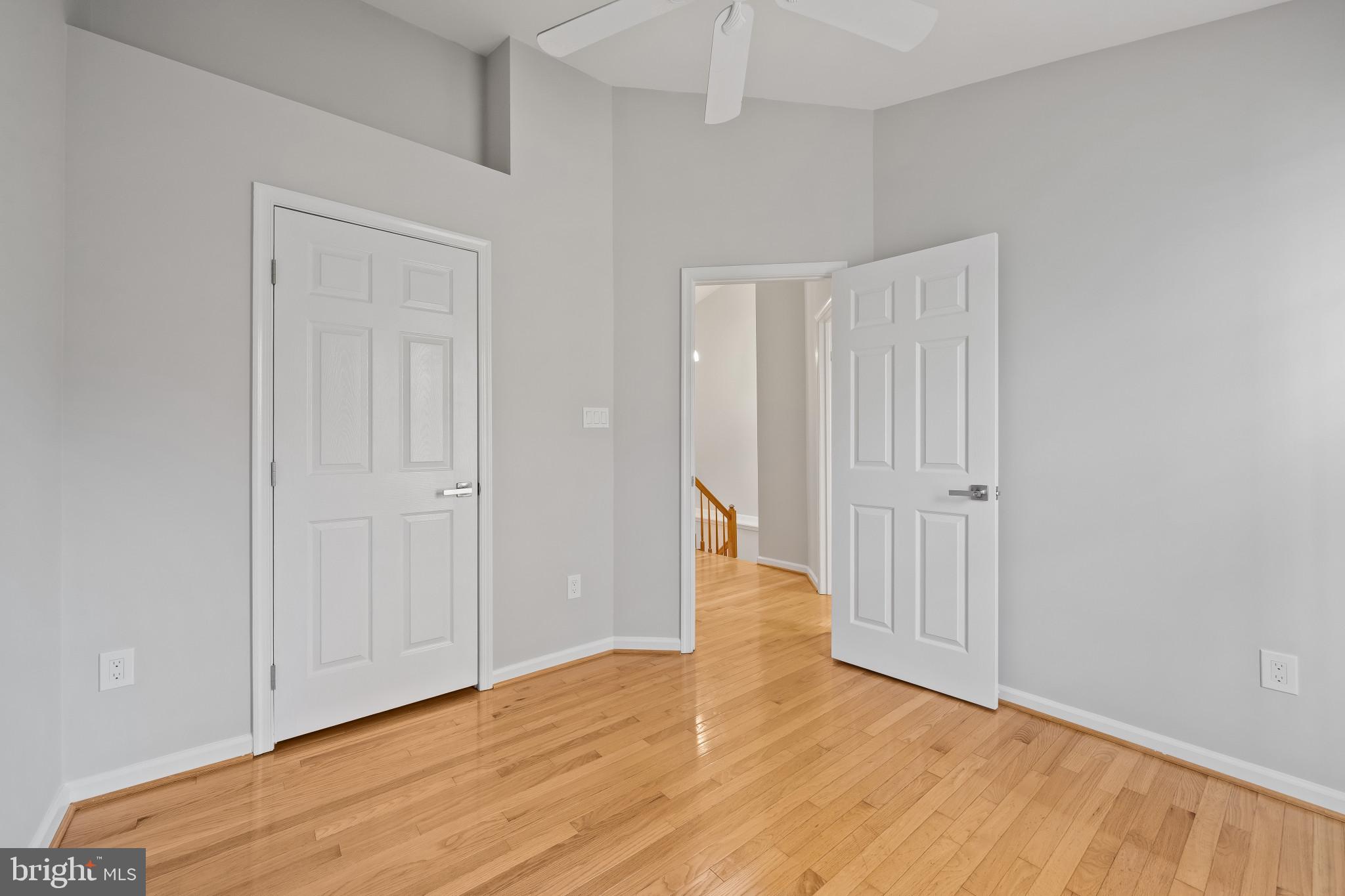 JAMES CREEK - Residential