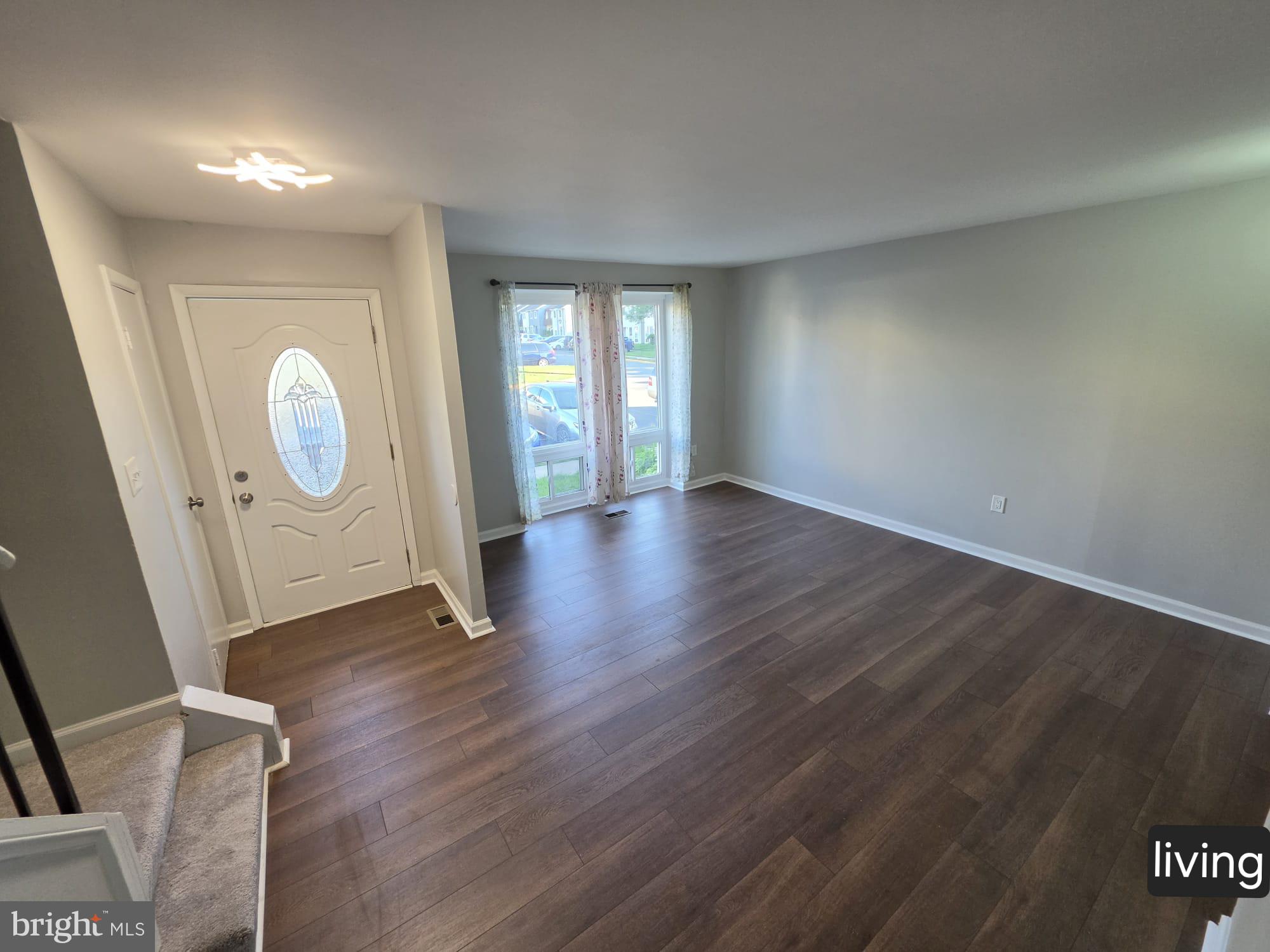 1016 SABER LANE
