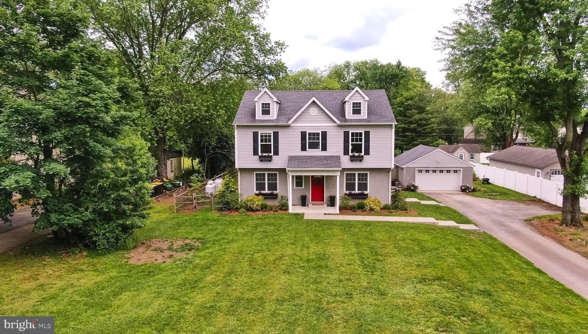 880 RABBIT RUN ROAD
