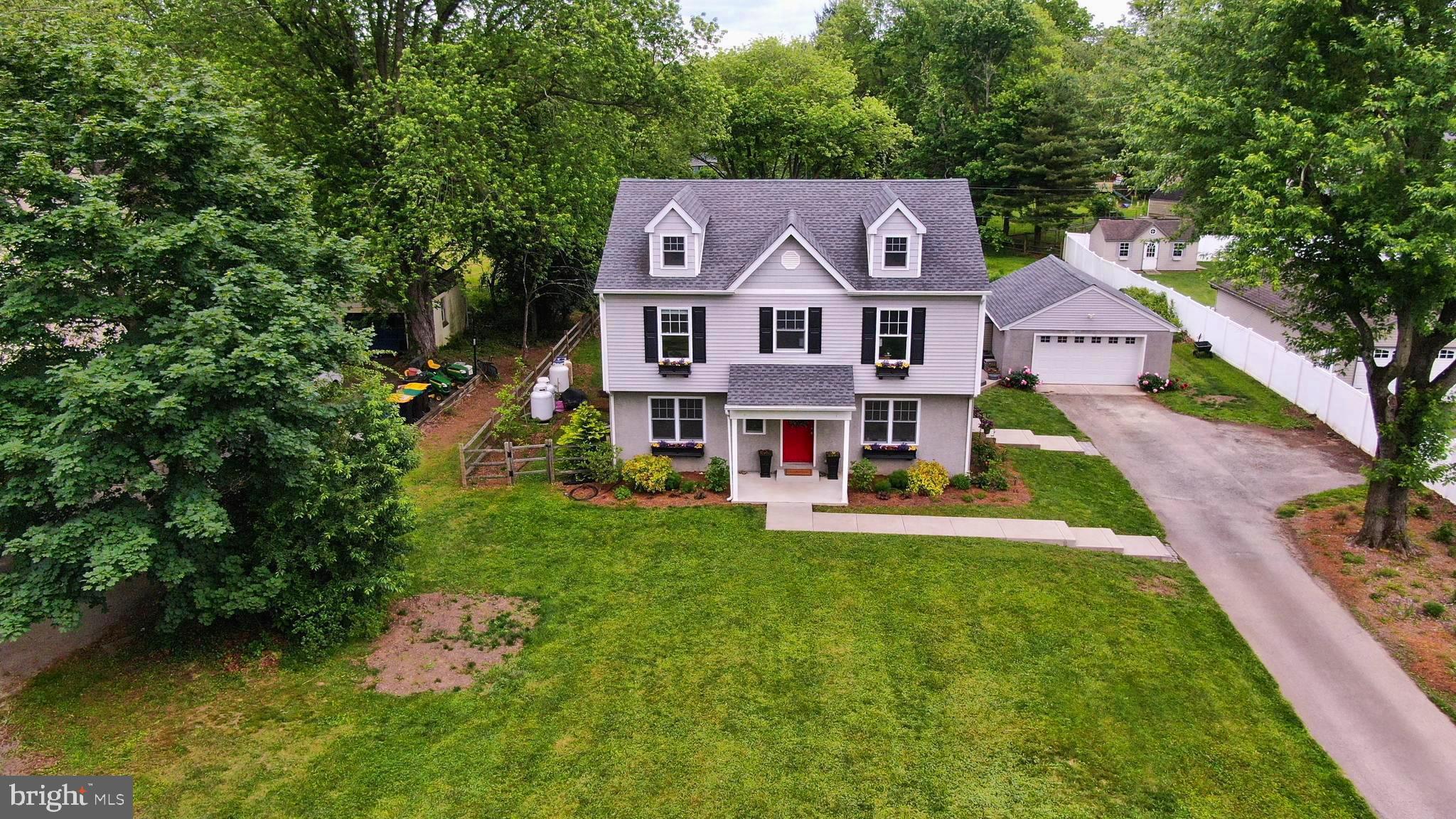 880 RABBIT RUN ROAD