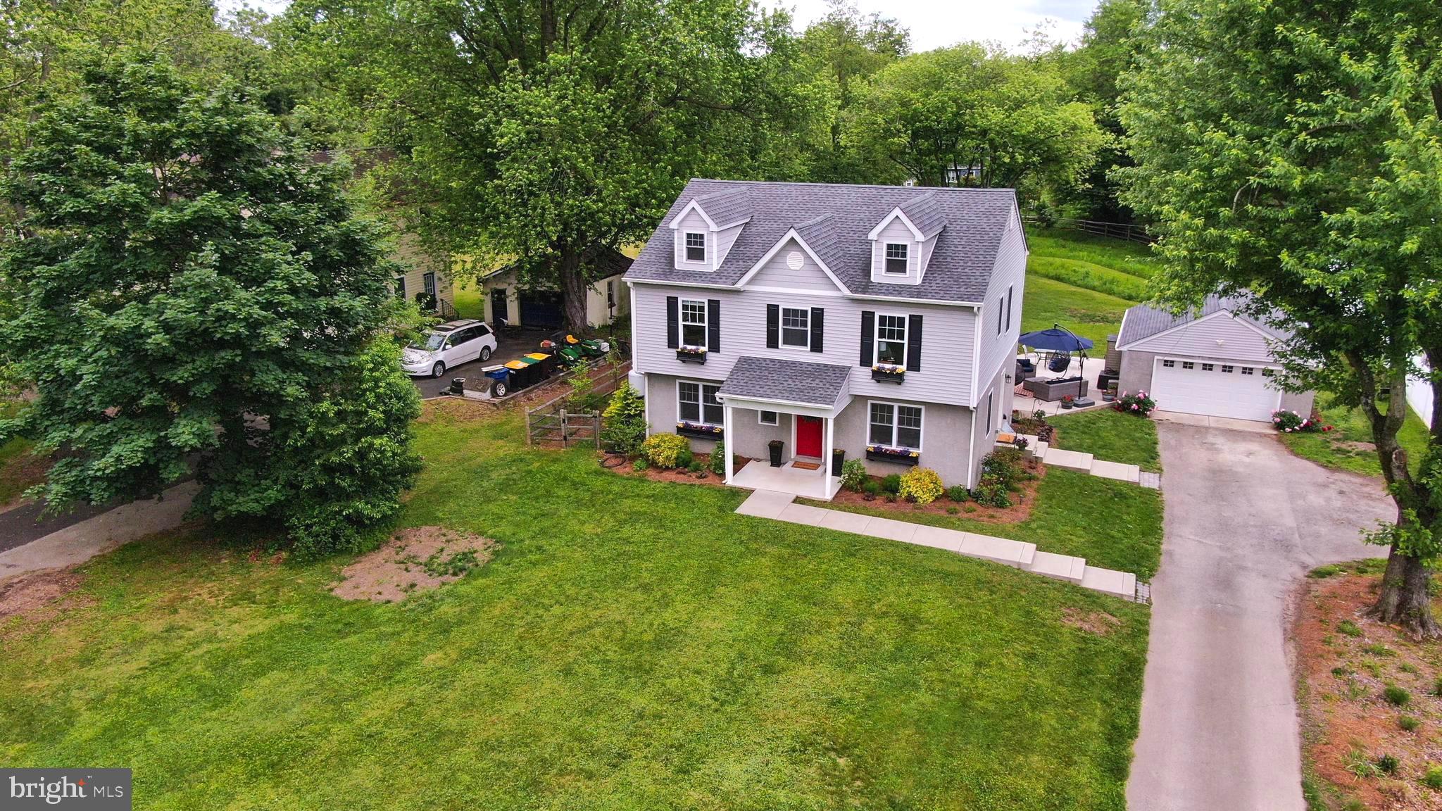 880 RABBIT RUN ROAD