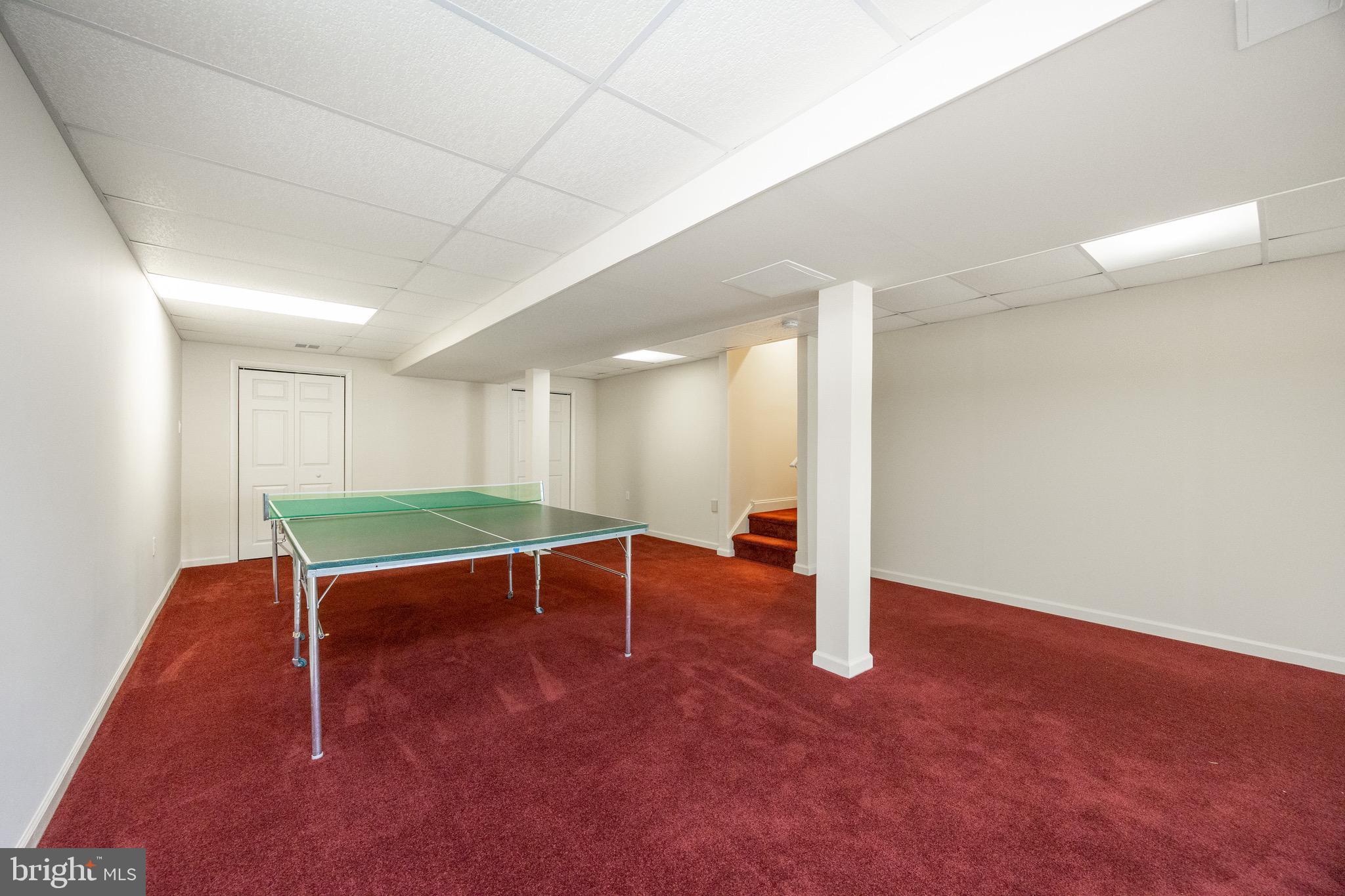 VILLAGES AT HILLVIEW - Residential