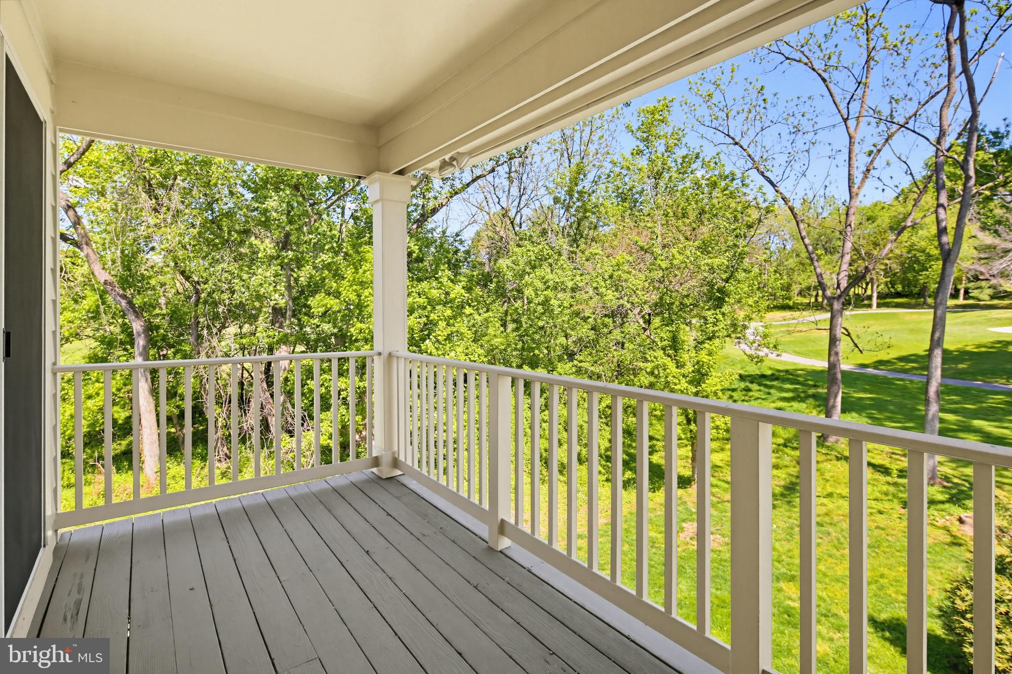 HOBBITS GLEN - Residential