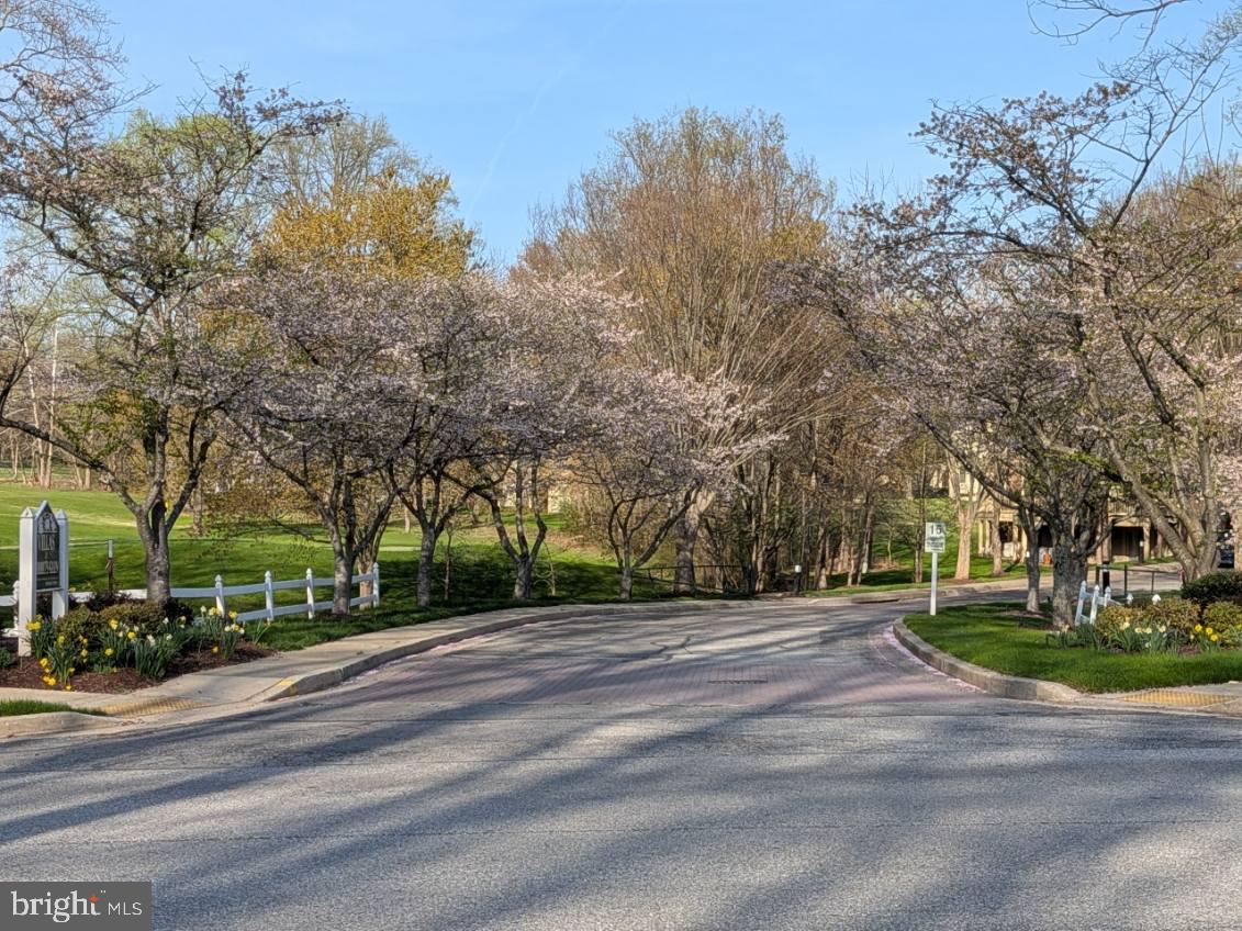HOBBITS GLEN - Residential