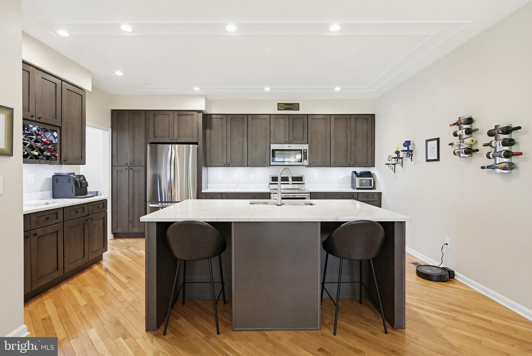 HOBBITS GLEN - Residential