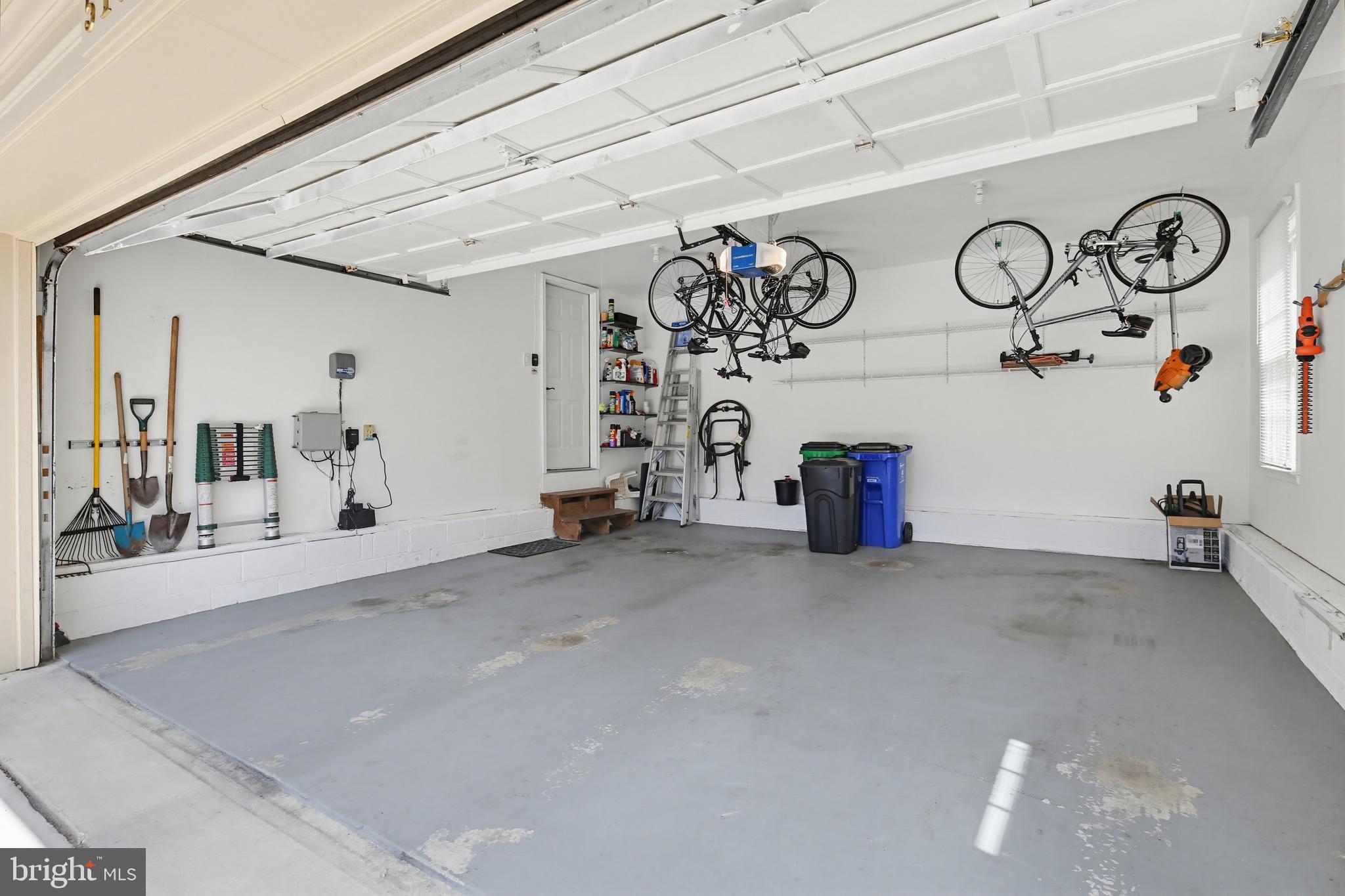 HOBBITS GLEN - Residential