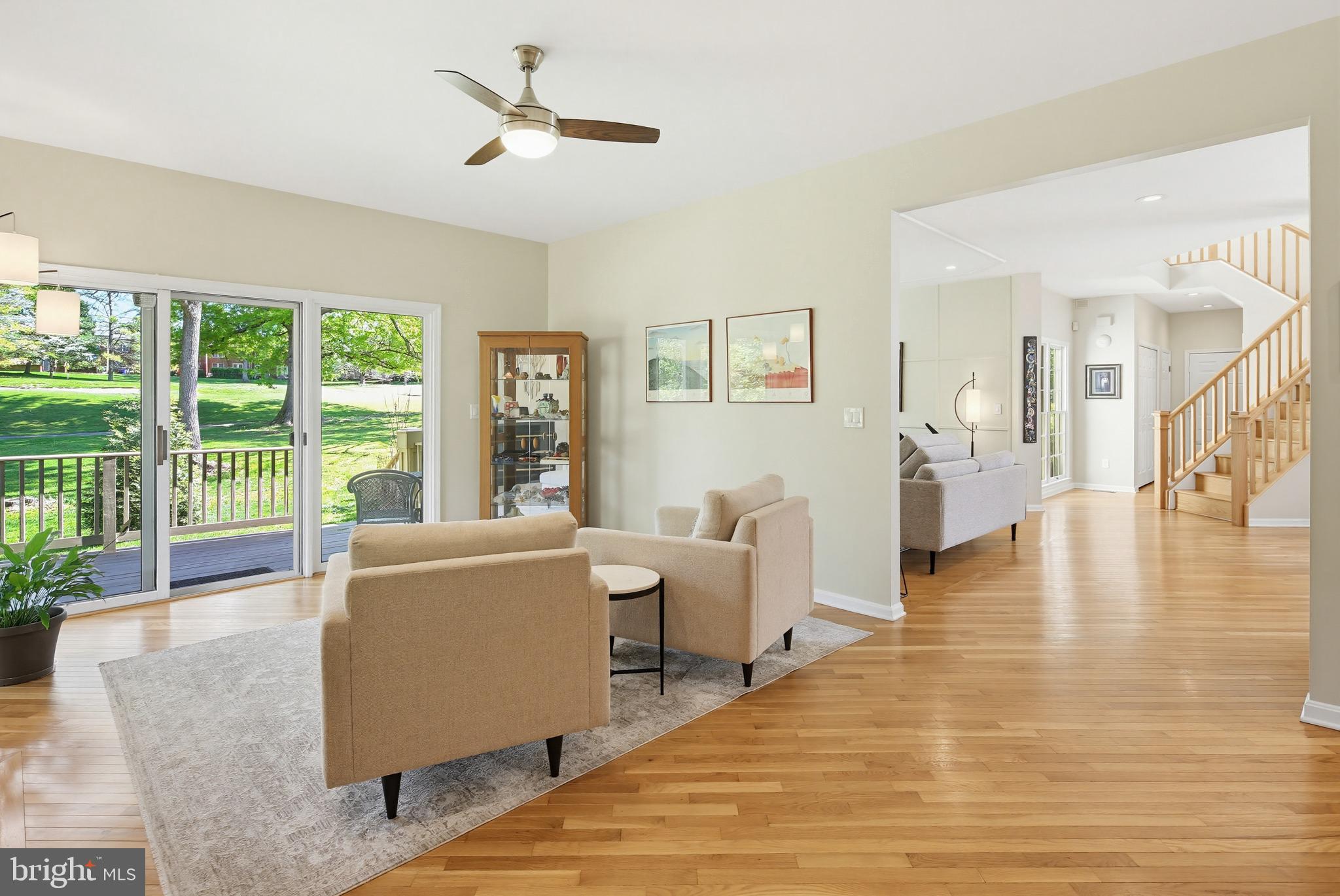 HOBBITS GLEN - Residential