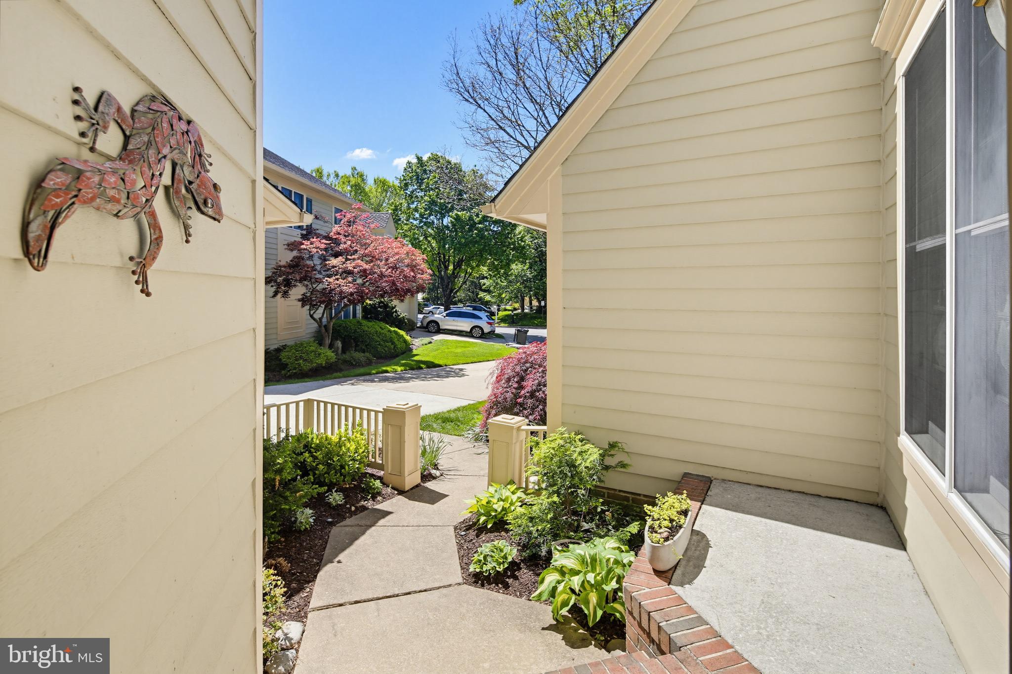 HOBBITS GLEN - Residential
