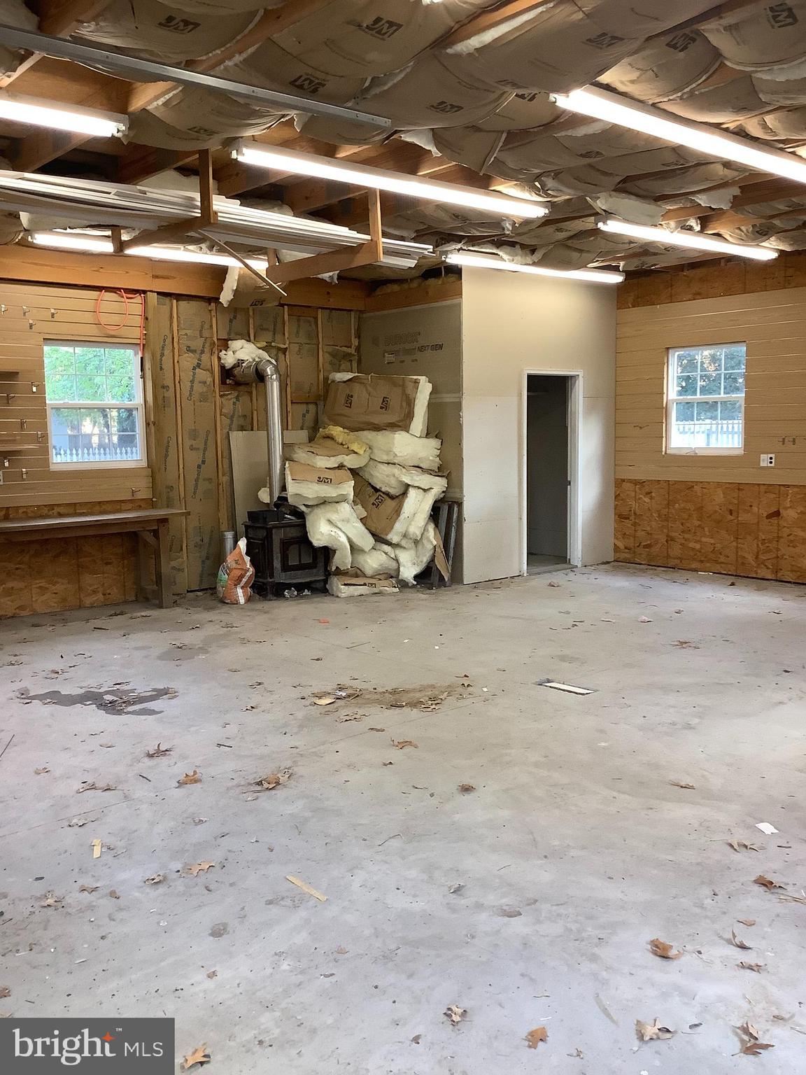 CHESTER RIVER BEACH - Residential