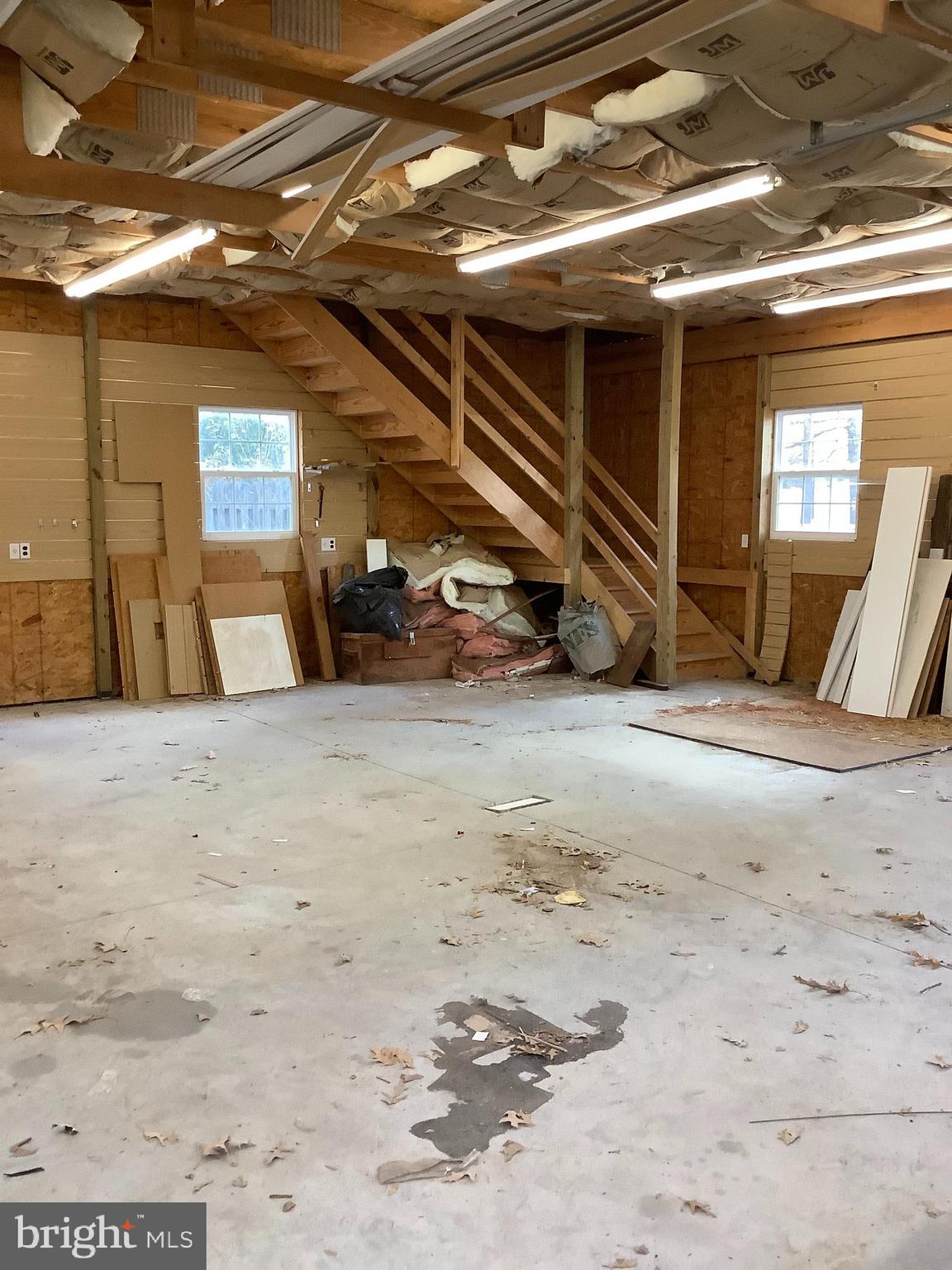 CHESTER RIVER BEACH - Residential