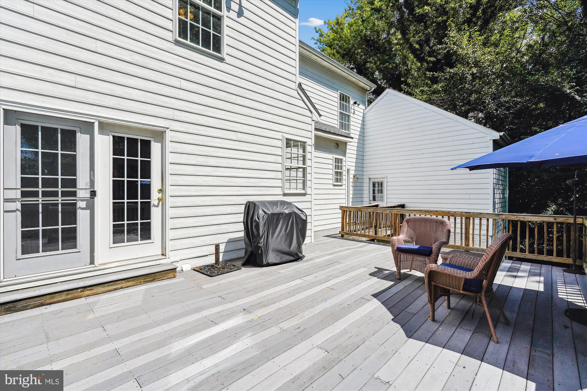 WESTHAMPTON - Residential