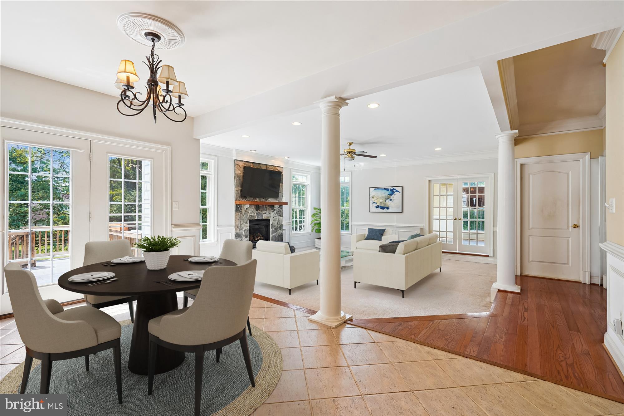 WESTHAMPTON - Residential