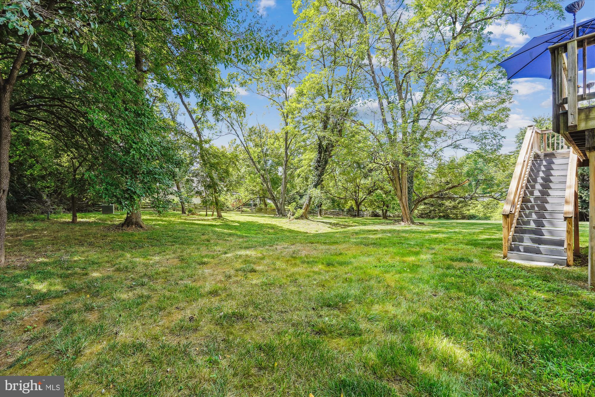 WESTHAMPTON - Residential