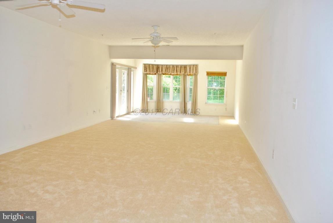 WOOD CREEK GOLF COMM - Residential