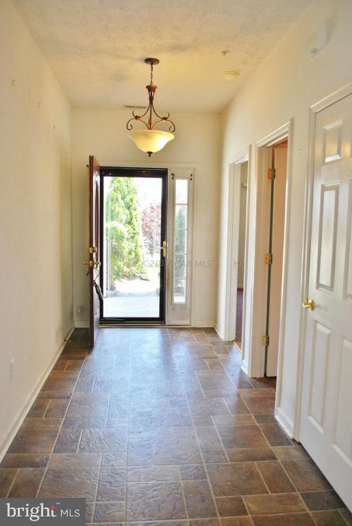 WOOD CREEK GOLF COMM - Residential