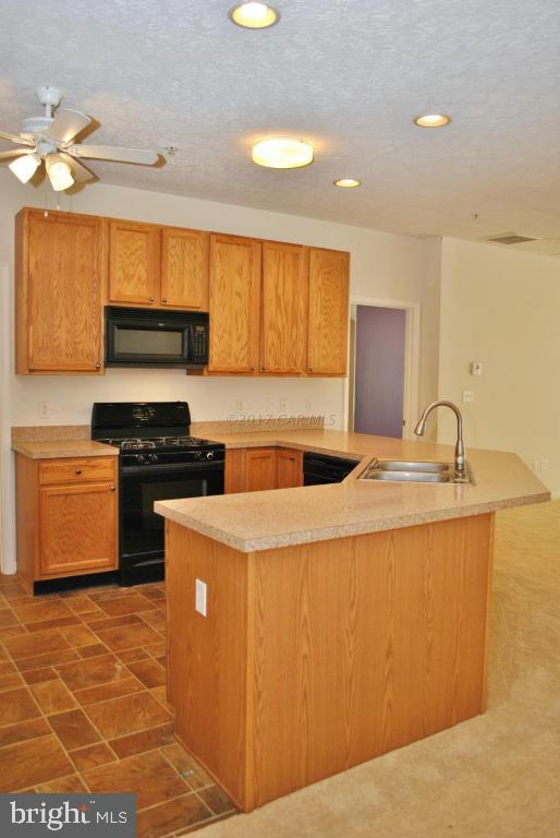 WOOD CREEK GOLF COMM - Residential