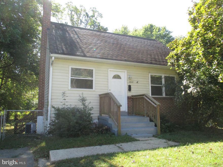 LOVELY CAPE COD LOCATED NEAR COMMUTER LOT AND ONLY 2 MILES FROM  I95. HOME OFFERS A LARGE FENCED IN BACKYARD WITH A DECK . NEWER ROOF, AC, CARPET,  WINDOWS, OFFICE OR BEDROOM AND FULL BATH ON THE MAIN LEVEL.