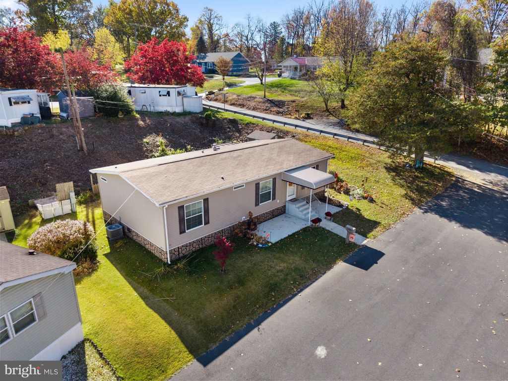 Photo of 190 Lake Drive, MEDIA, PA 19063 (MLS # PADE2103342)