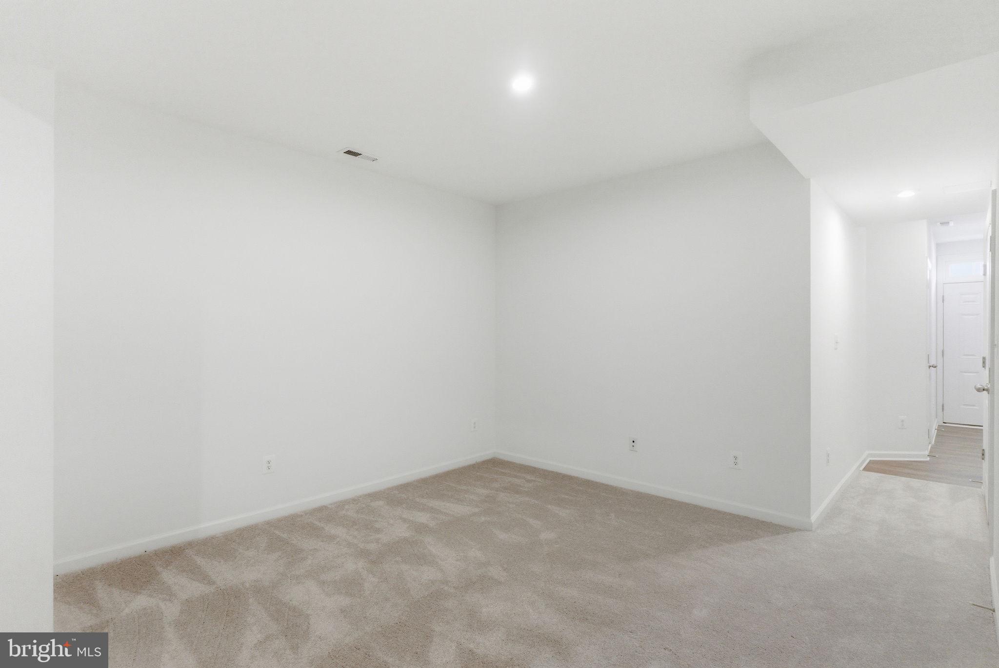 HUNTFIELD - Residential