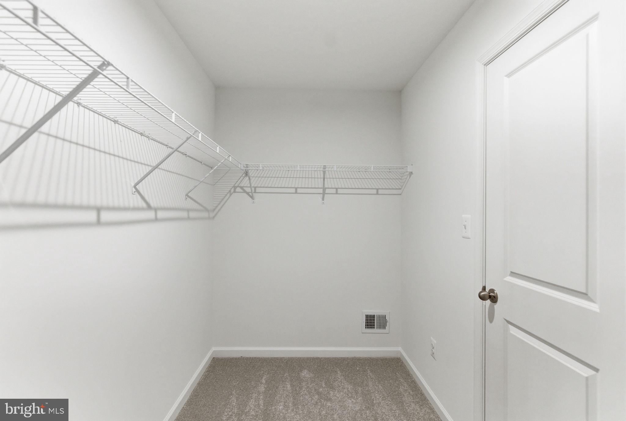 HUNTFIELD - Residential