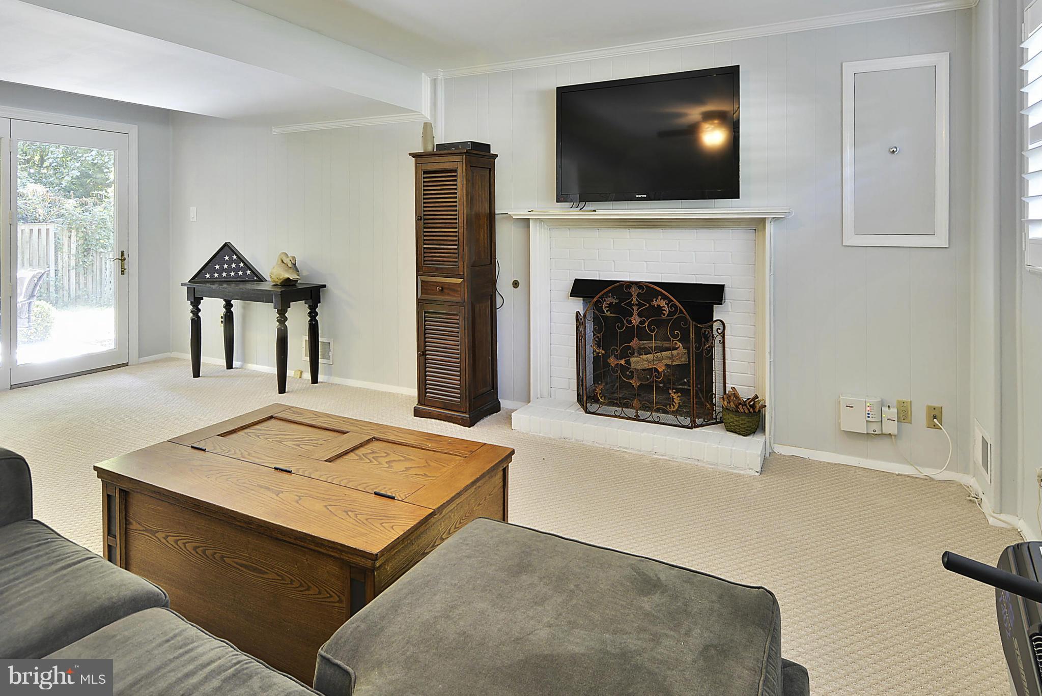 RIVERSIDE ESTATES - Residential