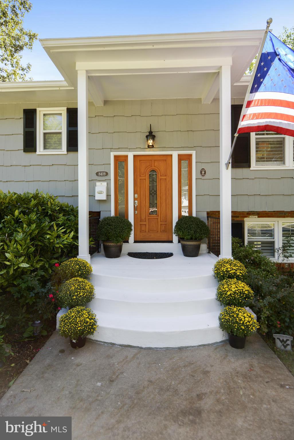 RIVERSIDE ESTATES - Residential