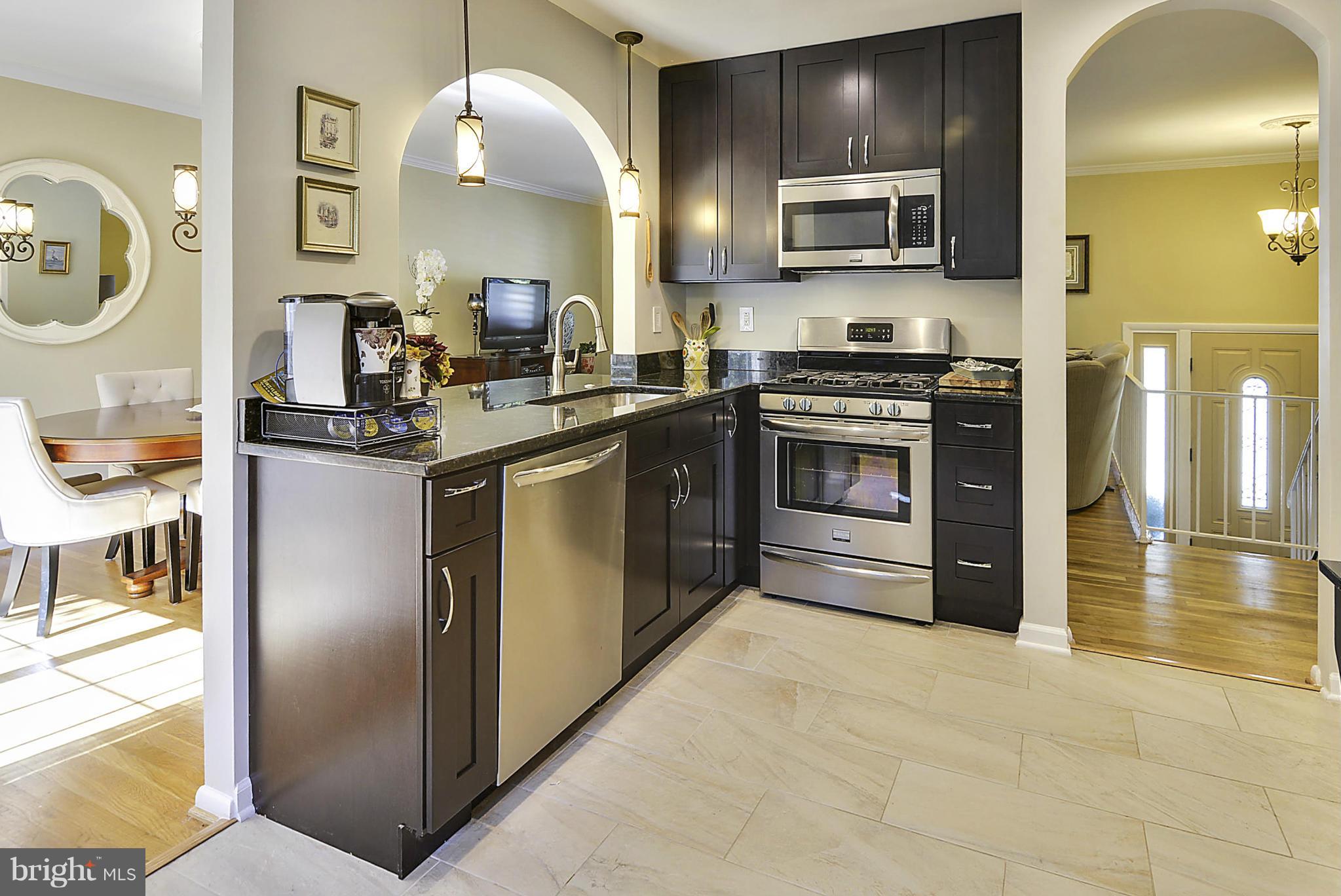 RIVERSIDE ESTATES - Residential