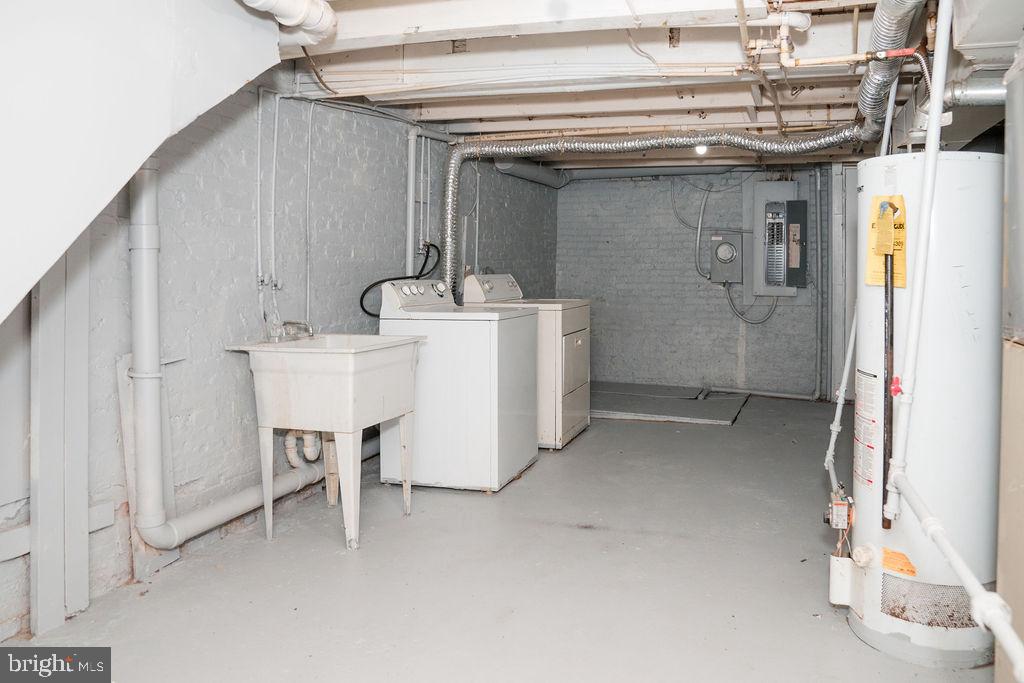 MCELDERRY PARK - Residential