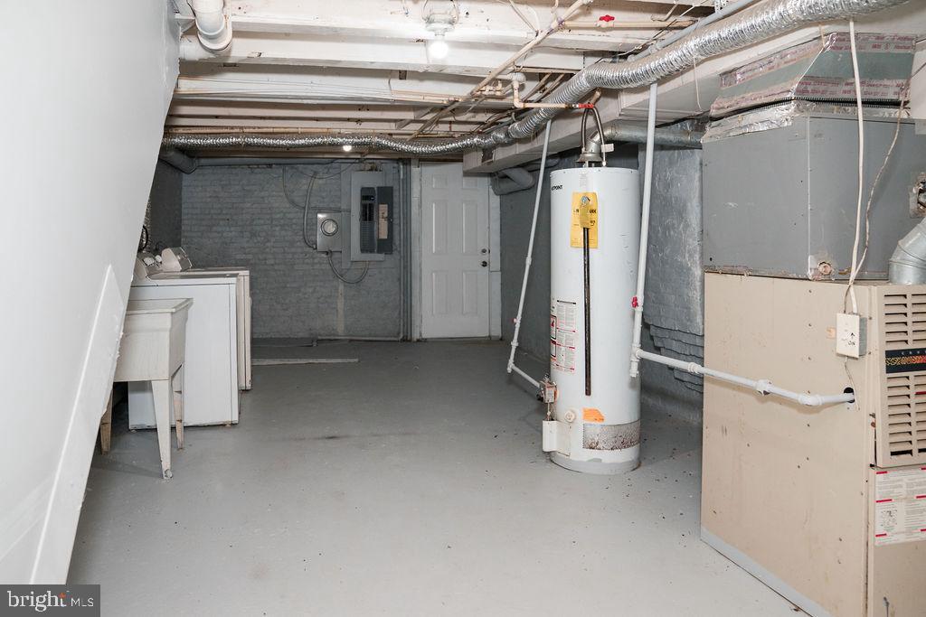 MCELDERRY PARK - Residential