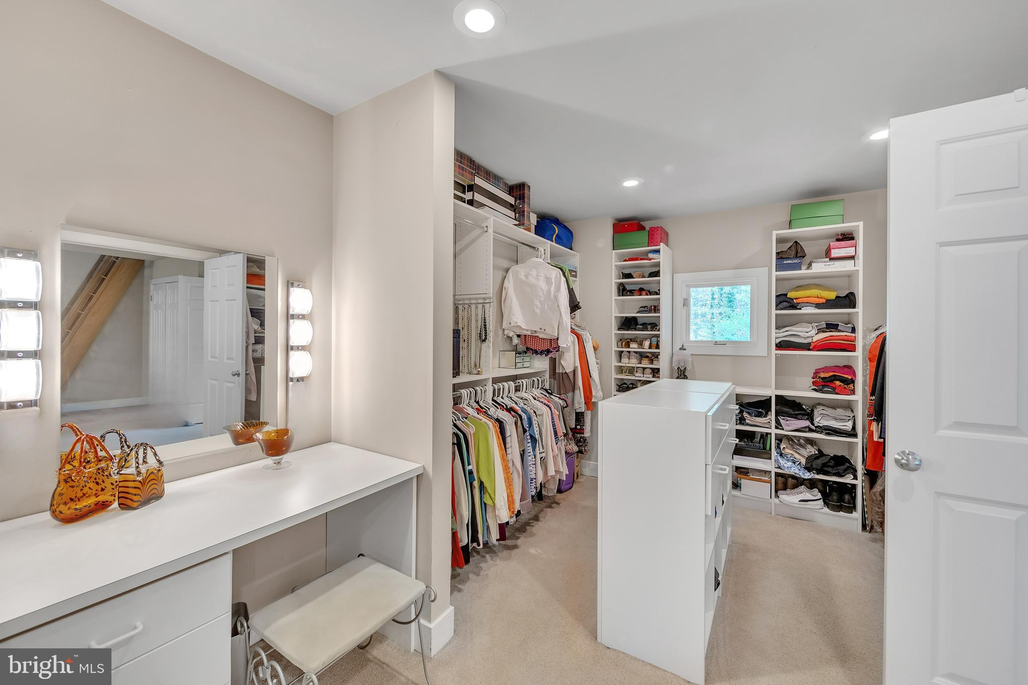 VALLEY FORGE MTN - Residential