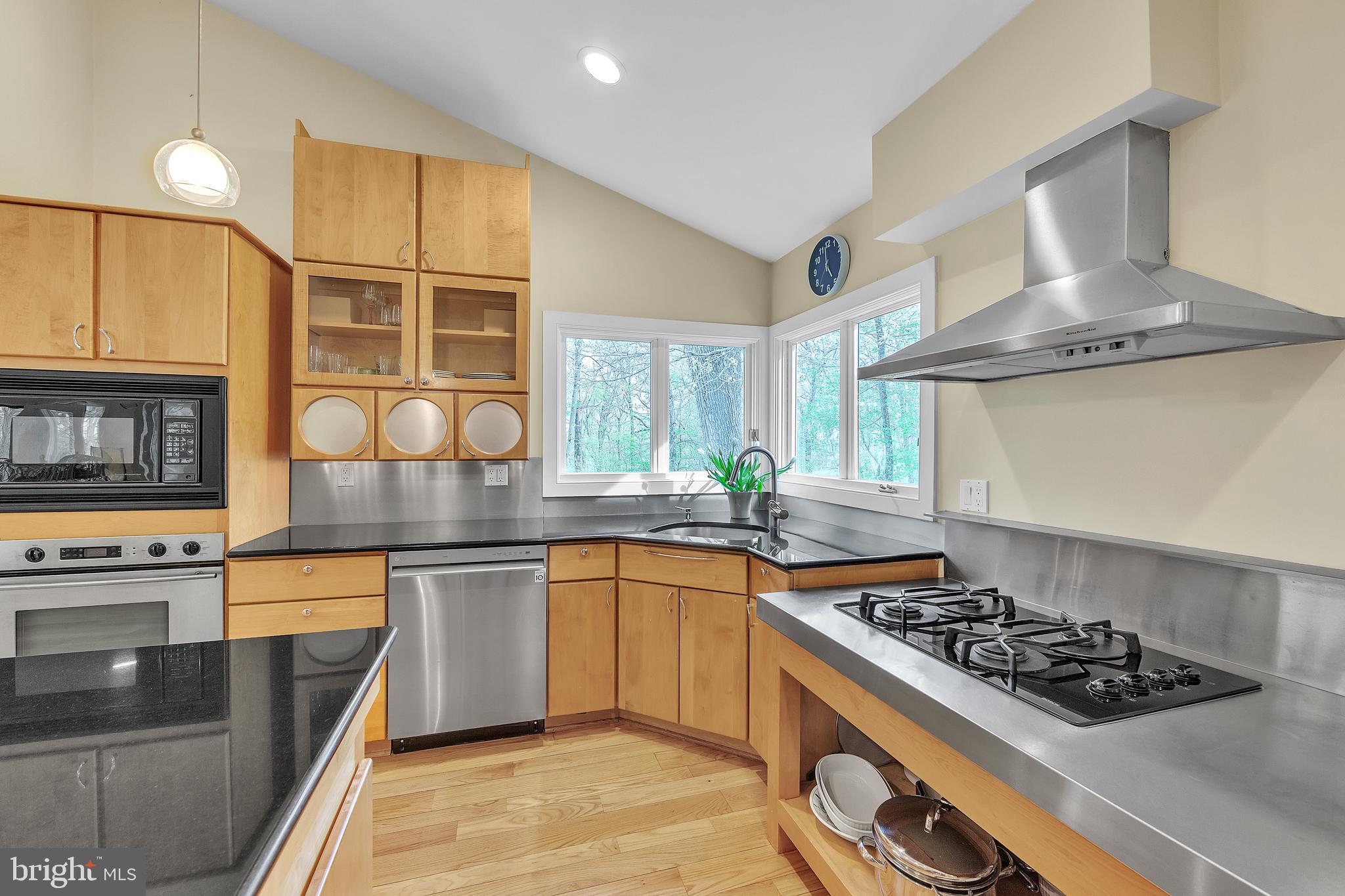 VALLEY FORGE MTN - Residential