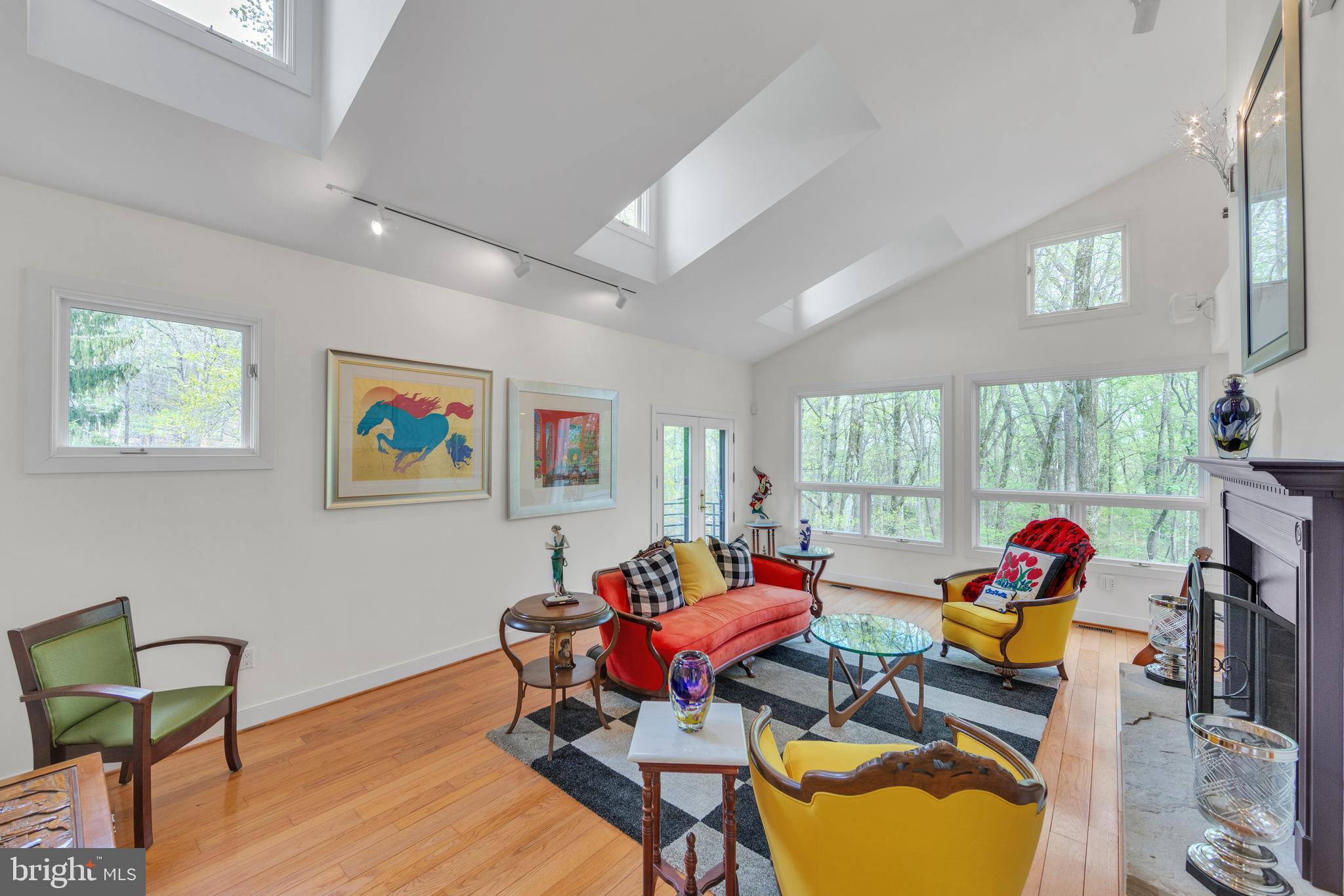 VALLEY FORGE MTN - Residential