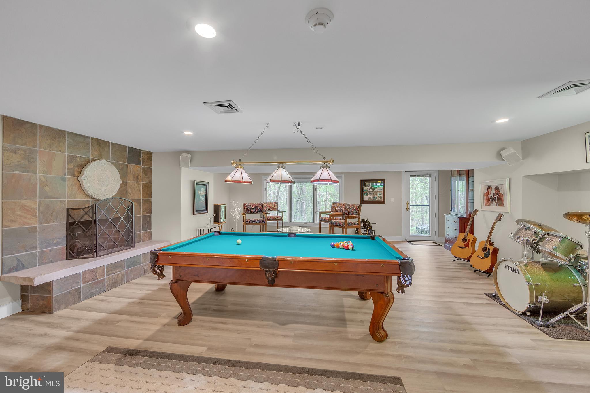 VALLEY FORGE MTN - Residential