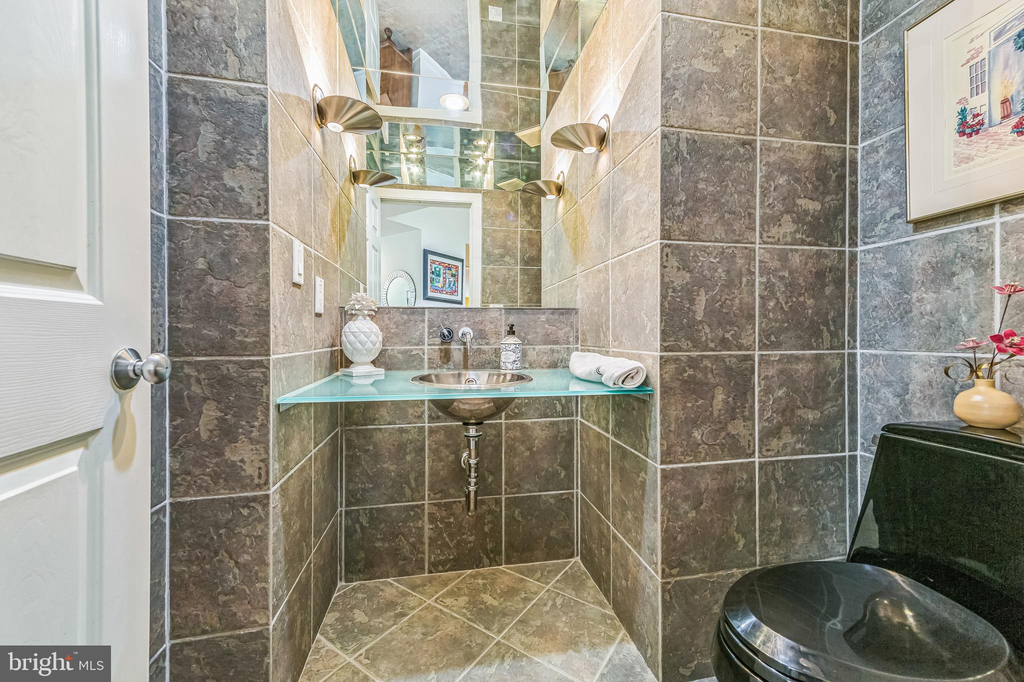 VALLEY FORGE MTN - Residential