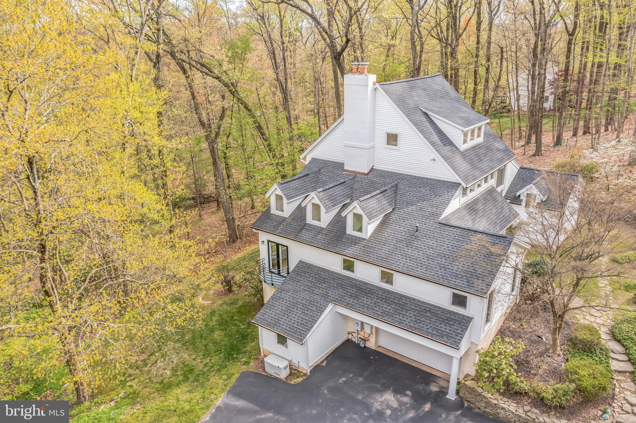 VALLEY FORGE MTN - Residential