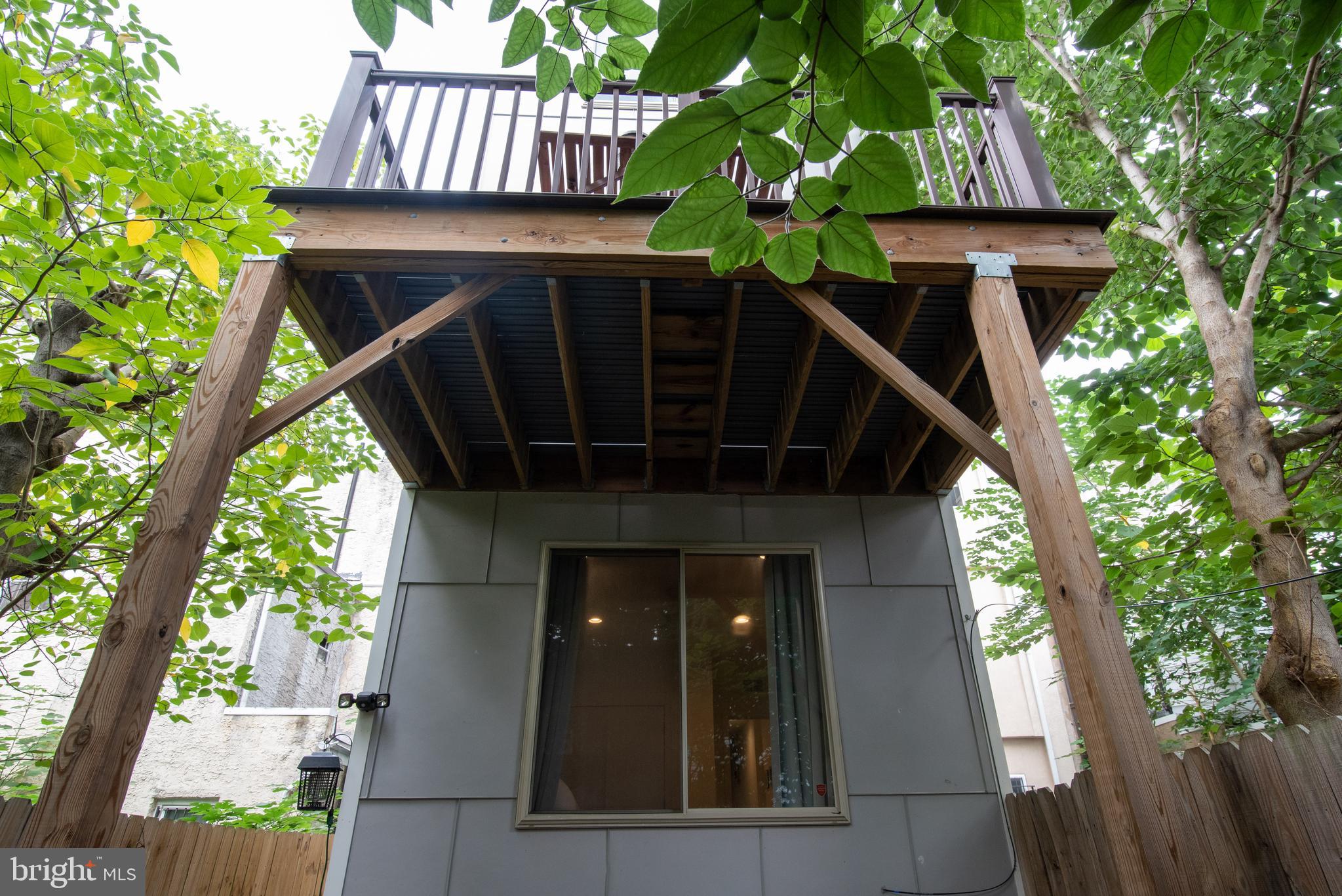 POINT BREEZE - Residential Lease