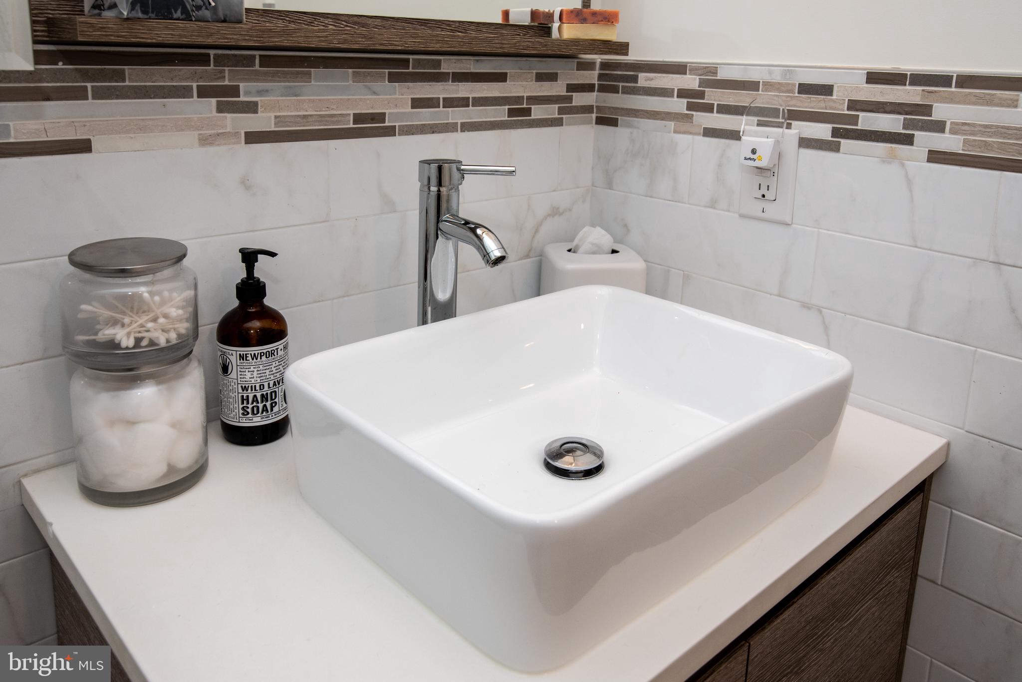 POINT BREEZE - Residential Lease