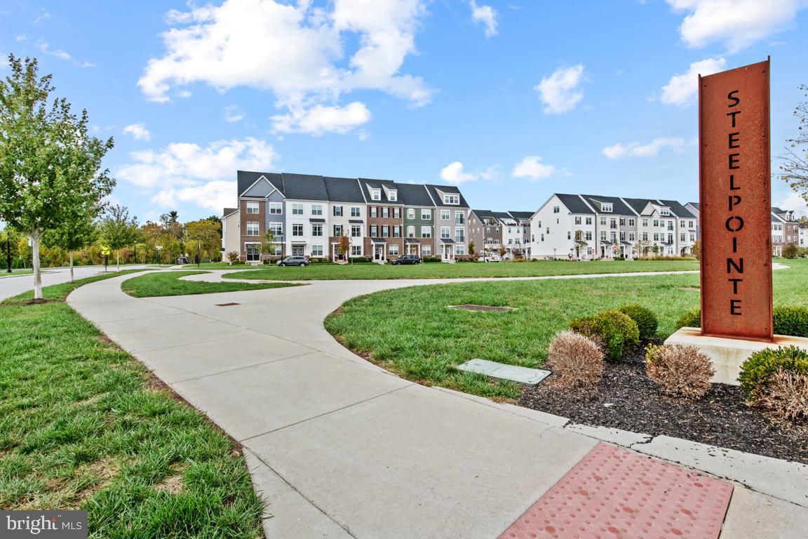 STEELPOINTE - Residential