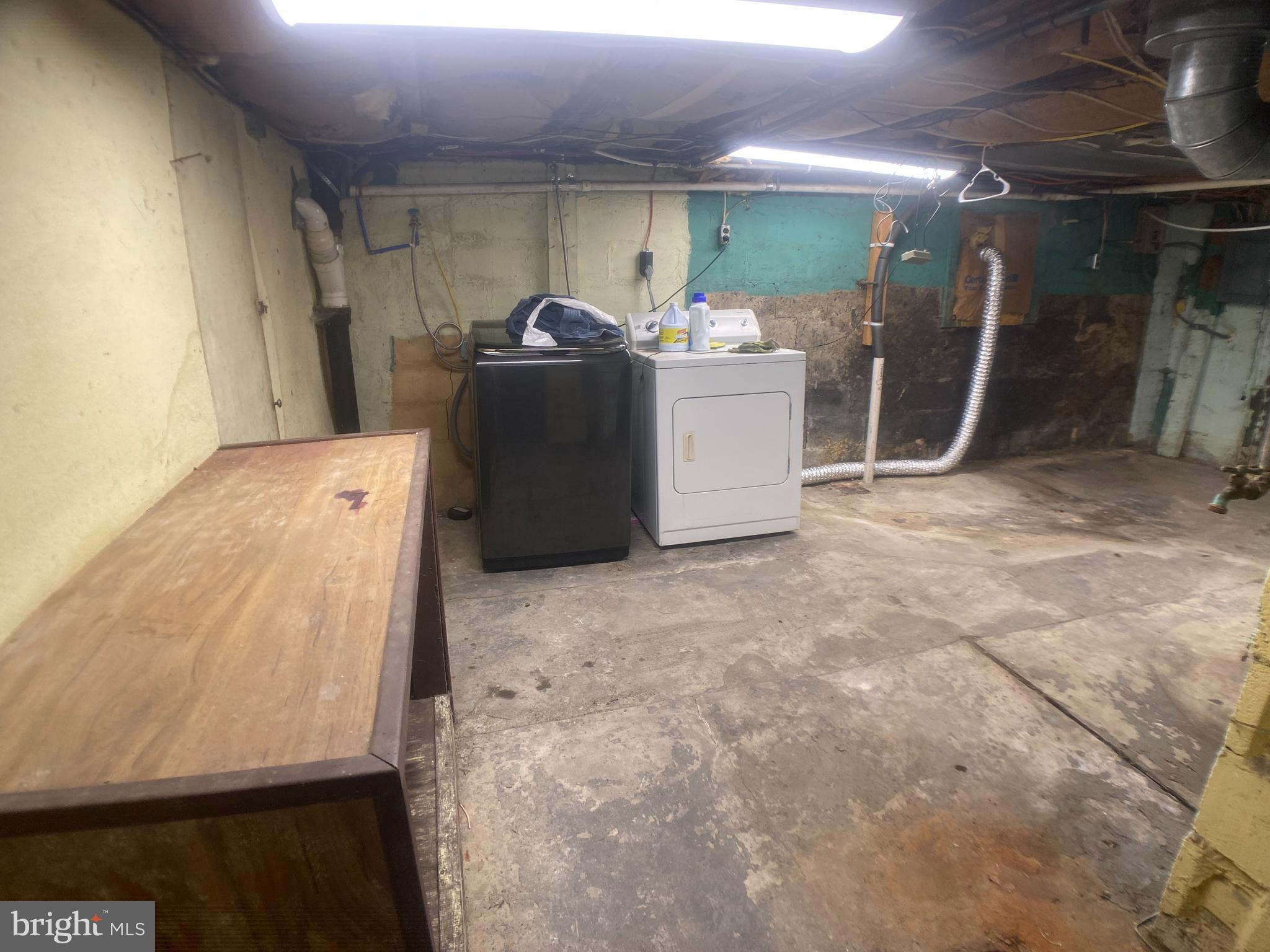 BOWMANS - Residential