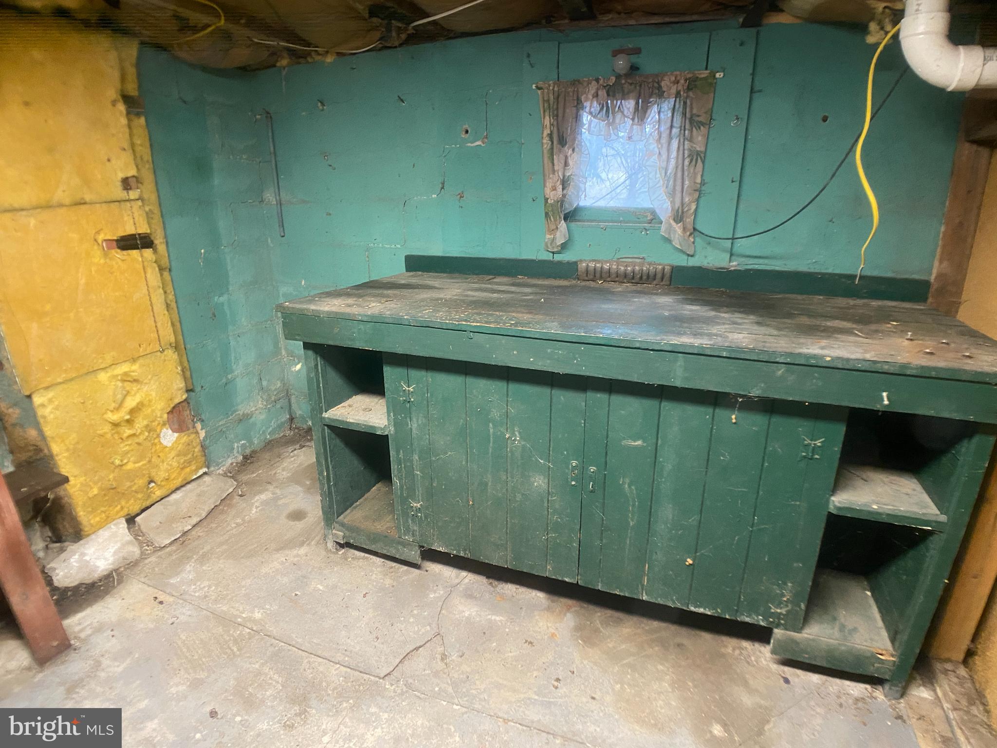 BOWMANS - Residential