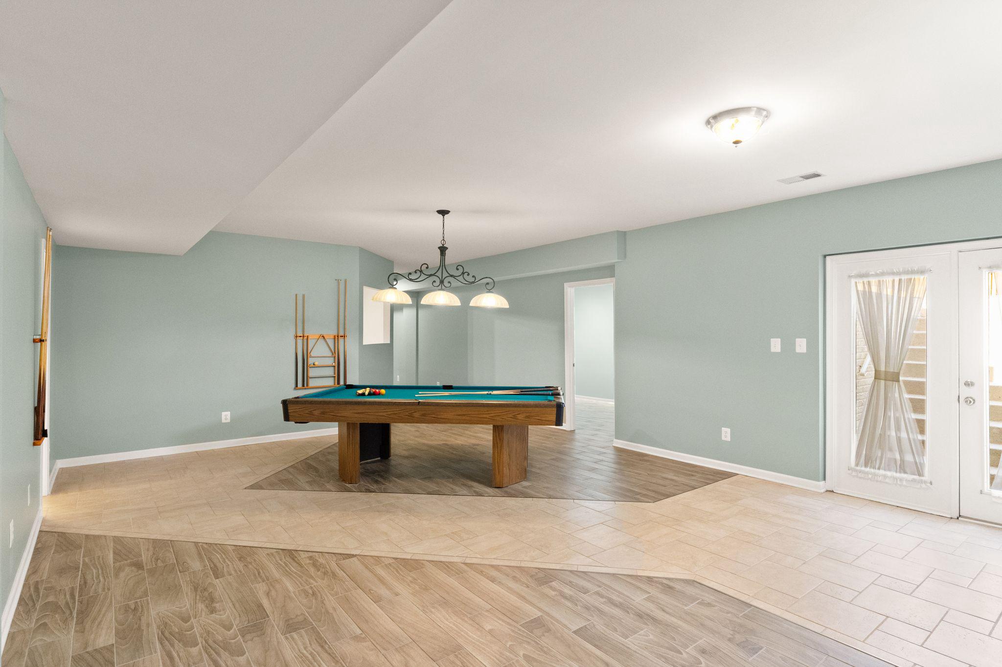 WILLOW PONDS - Residential