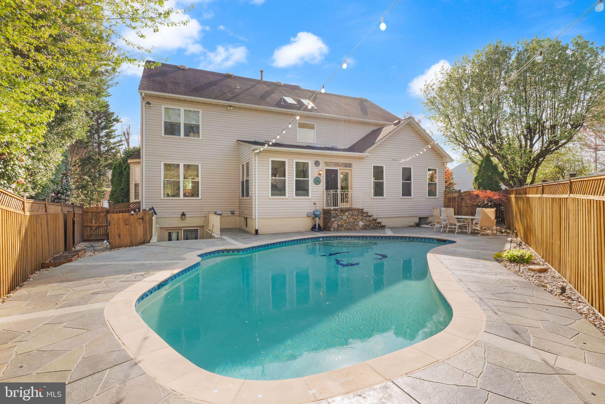 WILLOW PONDS - Residential