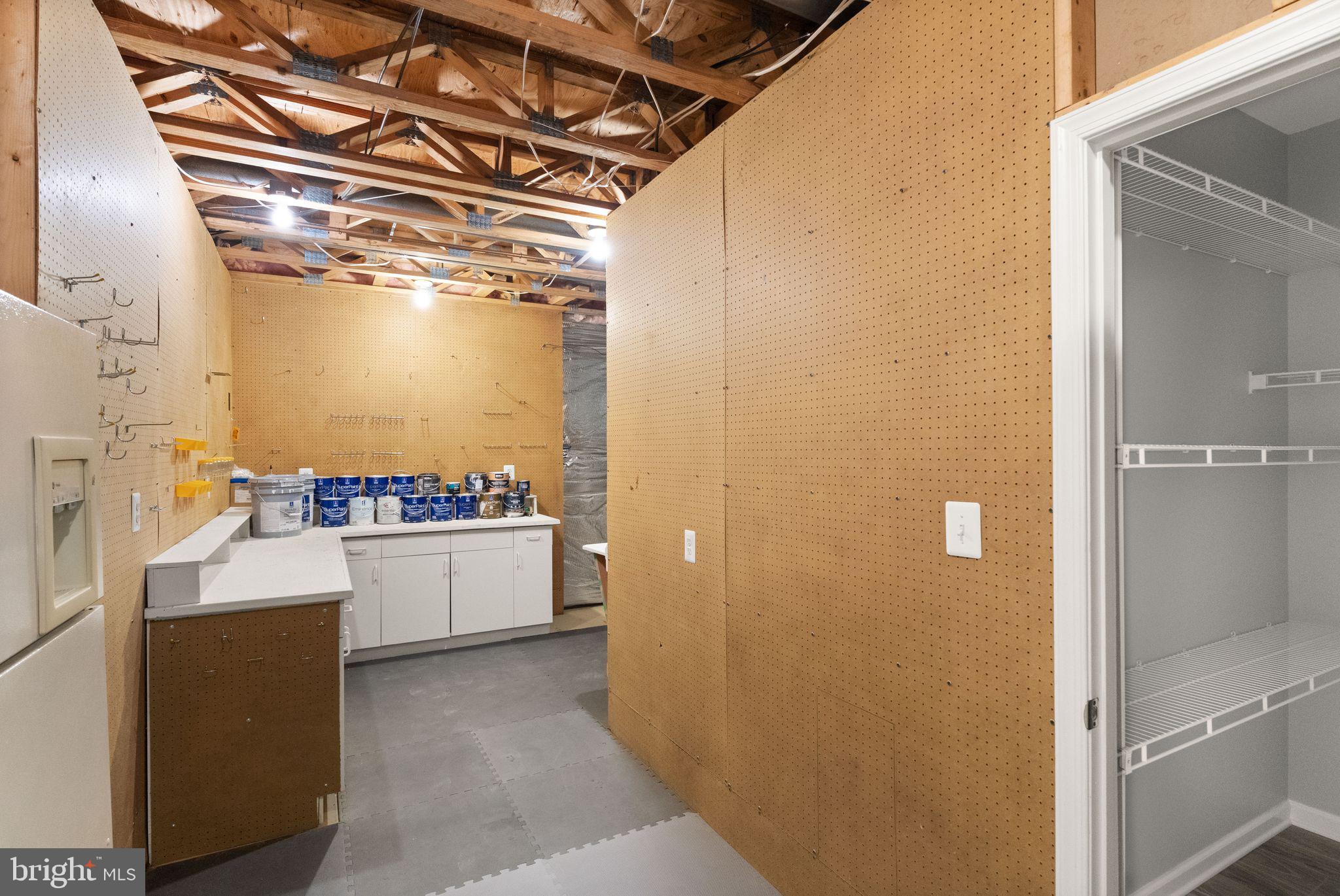 WILLOW PONDS - Residential