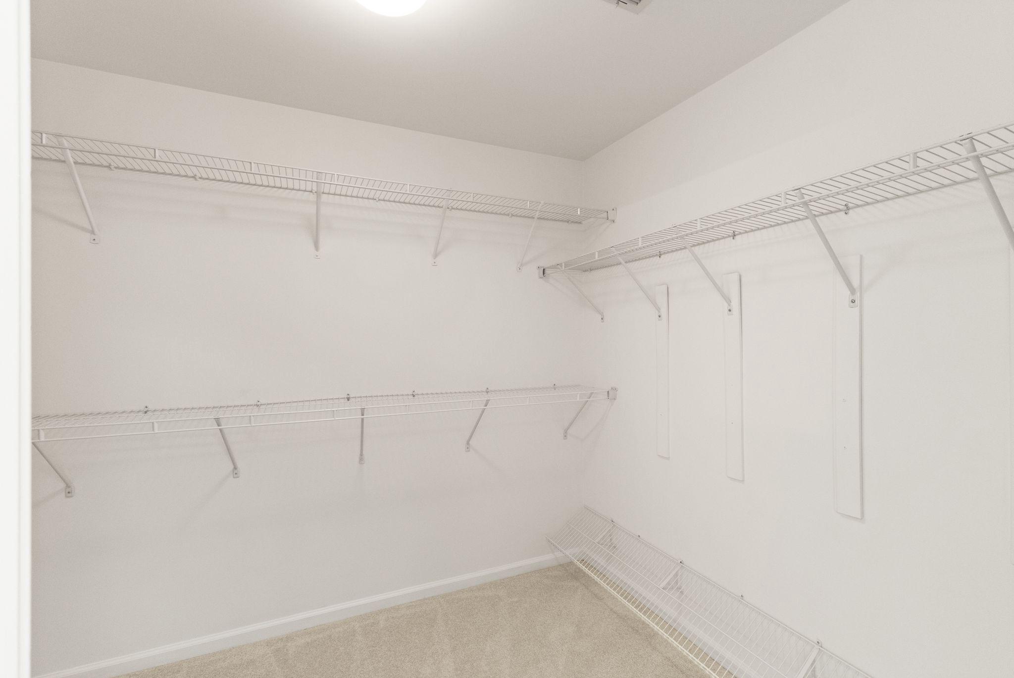 WILLOW PONDS - Residential