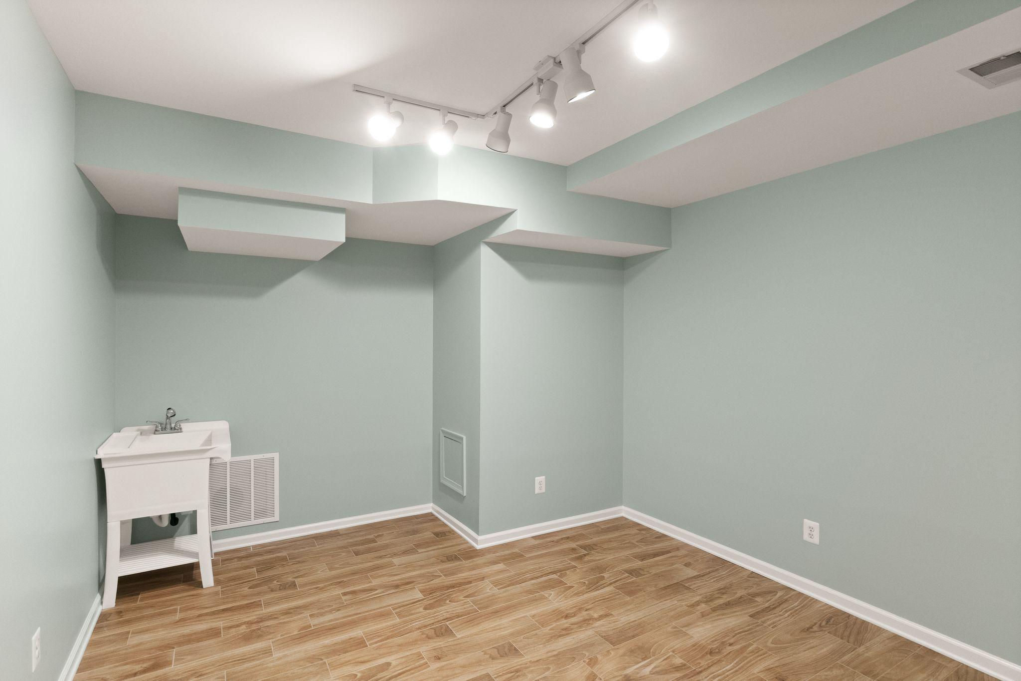 WILLOW PONDS - Residential