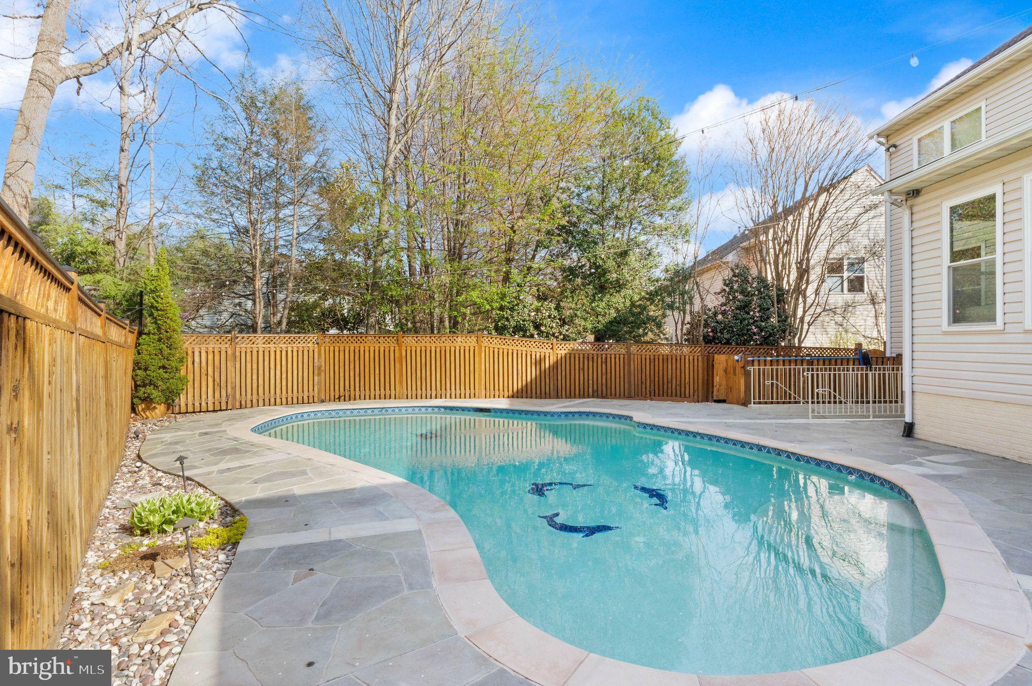 WILLOW PONDS - Residential