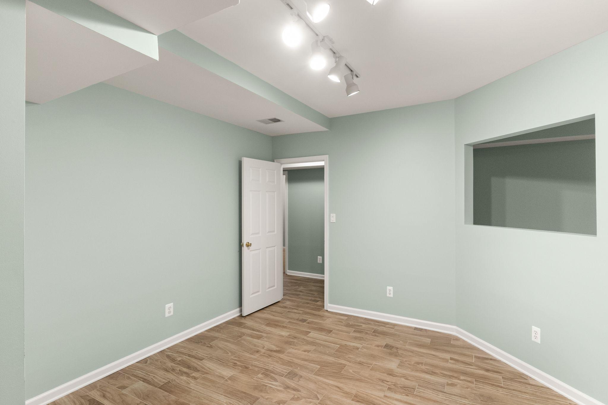 WILLOW PONDS - Residential