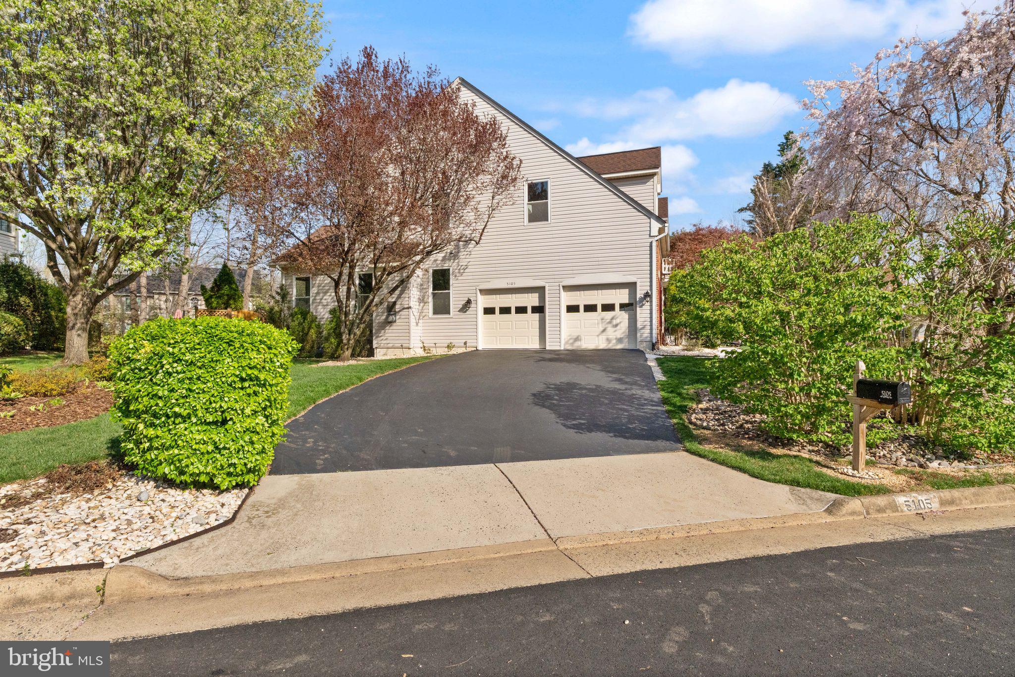 WILLOW PONDS - Residential