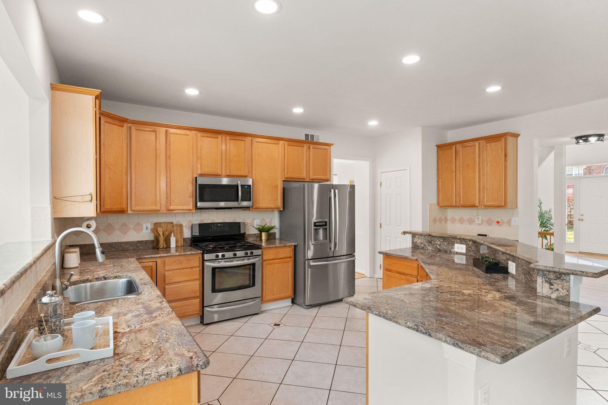 WILLOW PONDS - Residential