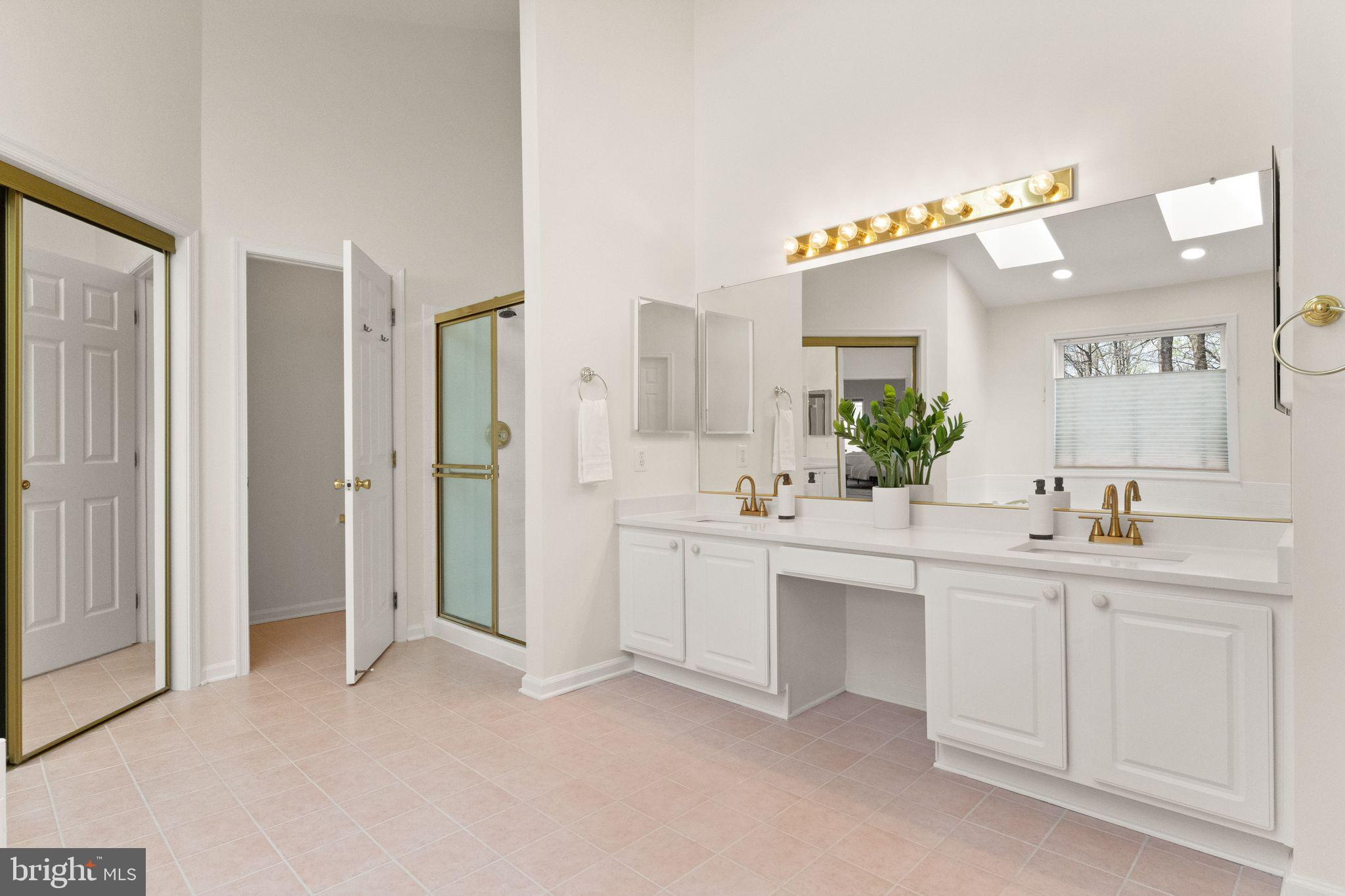 WILLOW PONDS - Residential